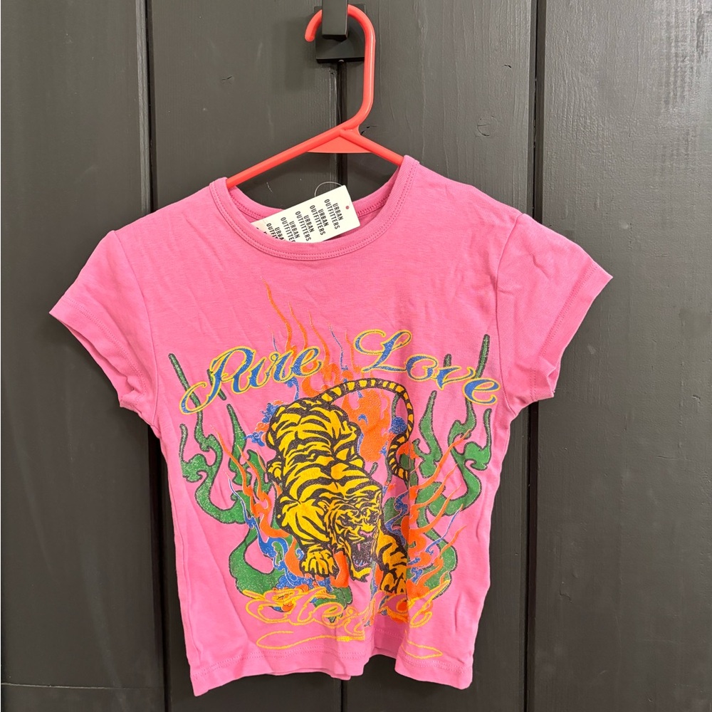 Urban outfitters cropped tee size small